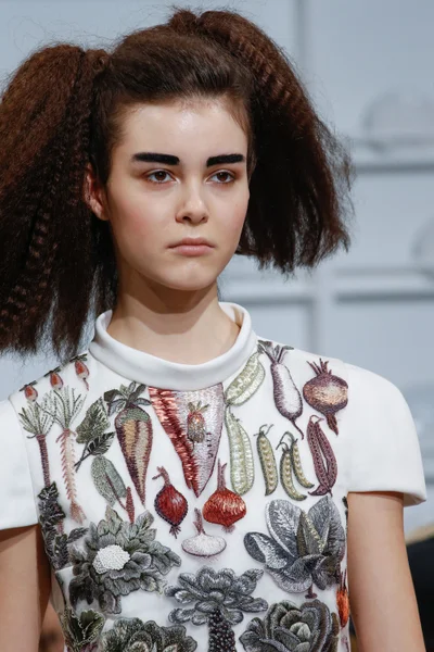 Look 7
